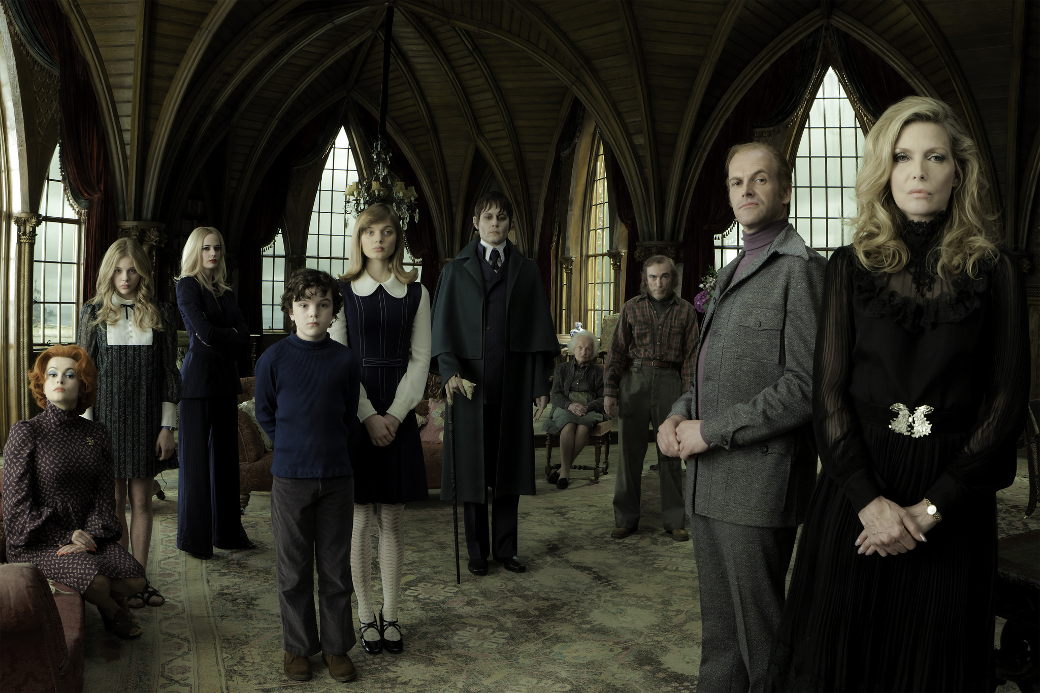 Johnny Depp, Michelle Pfeiffer, Helena Bonham Carter, Jonny Lee Miller, Jackie Earle Haley, Eva Green, Chloë Grace Moretz, Bella Heathcote, Gulliver McGrath, and Ray Shirley in Dark Shadows (2012)